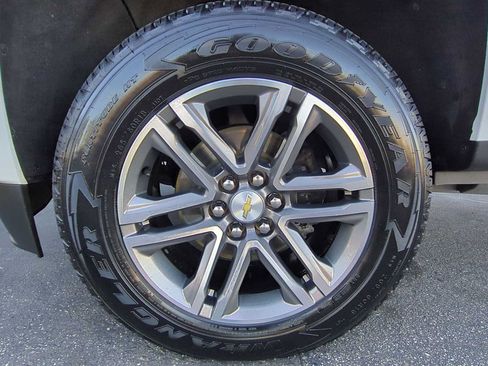 Used 2021 Chevrolet Colorado W/T w/ Custom Special Edition image 27