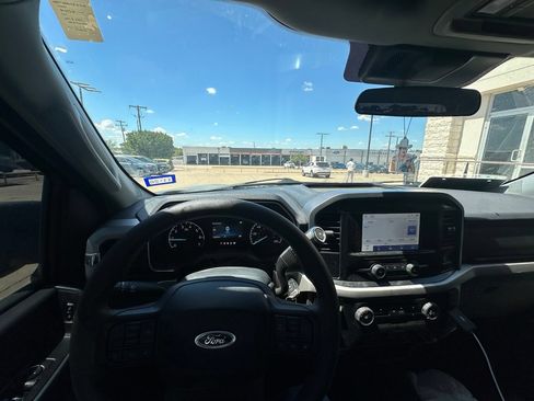 Used 2023 Ford F150 XLT RWD image 15