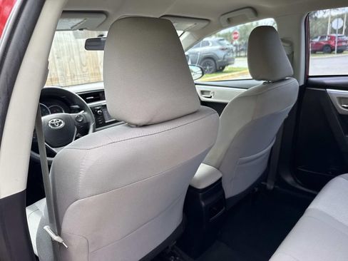 Used 2014 Toyota Corolla LE FWD image 13