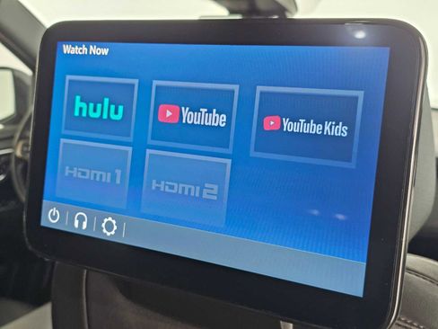 Used 2023 Chevrolet Tahoe High Country w/ Advanced Technology Package image 14