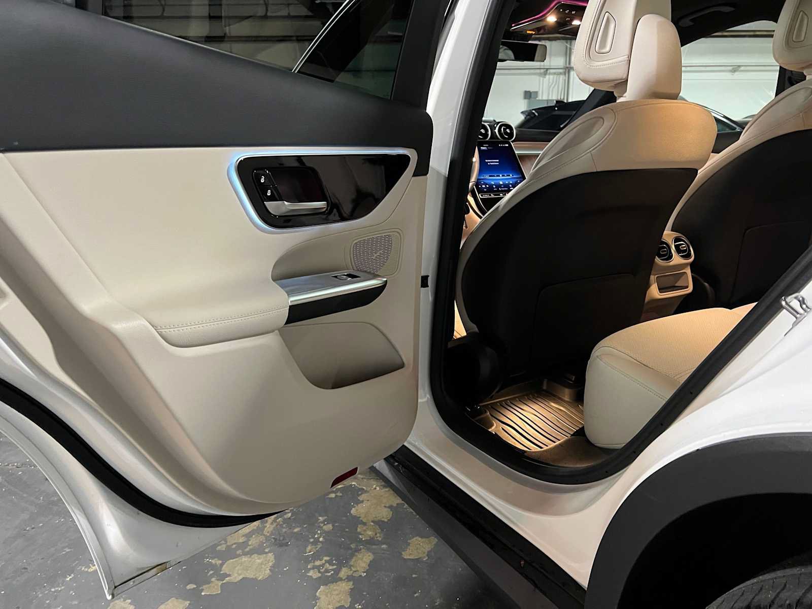 Certified 2026 Mercedes-Benz GLC 300 4MATIC image 18