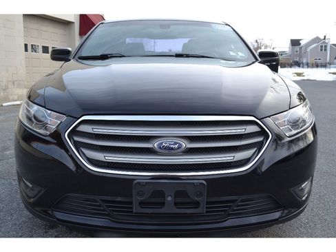 Used 2016 Ford Taurus SEL w/ Equipment Group 201A image 8