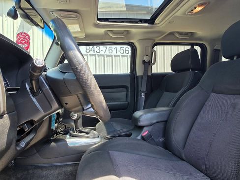 Used 2006 HUMMER H3 w/ Chrome Appearance Package AWD/4WD image 10