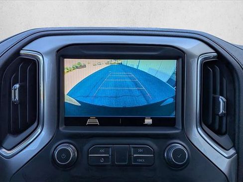 Used 2021 Chevrolet Silverado 1500 RST AWD/4WD image 13
