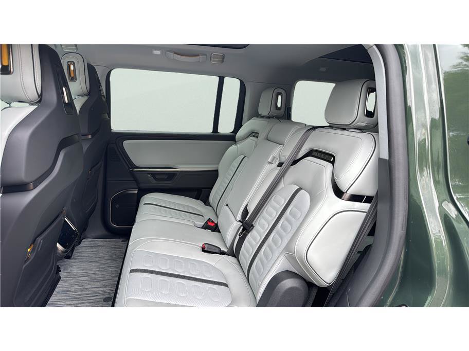 Used 2025 Rivian R1S Adventure Dual AWD/4WD image 14
