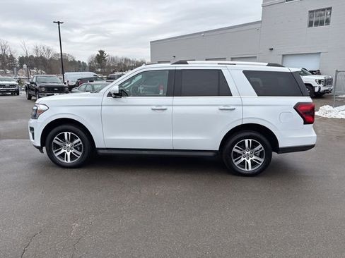 Used 2024 Ford Expedition Limited image 6