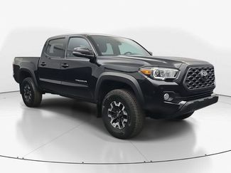 Used 2020 Toyota Tacoma TRD Off-Road video 2
