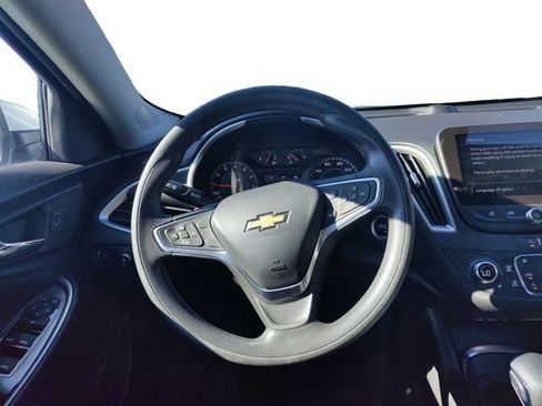 Used 2022 Chevrolet Malibu LT image 12