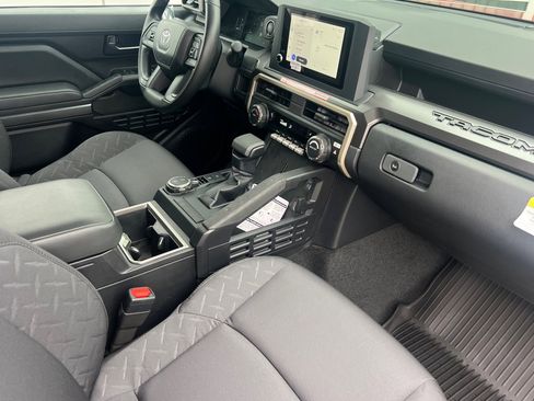 New 2025 Toyota Tacoma SR5 image 12
