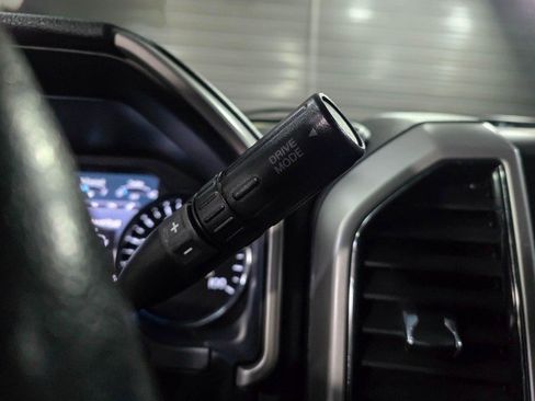 Used 2021 Ford F350 Lariat w/ Tremor Off-Road Package image 27