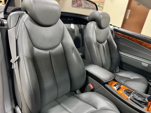 Used 2005 Mercedes-Benz SL 500 image 49