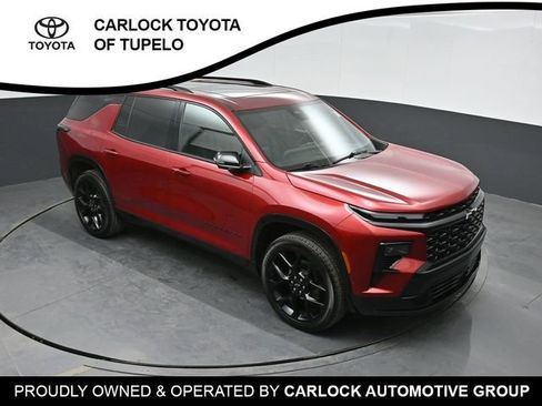 Used 2024 Chevrolet Traverse RS image 34