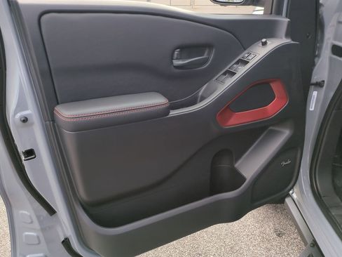 New 2026 Nissan Frontier Pro-X w/ Pro Premium Package RWD image 13