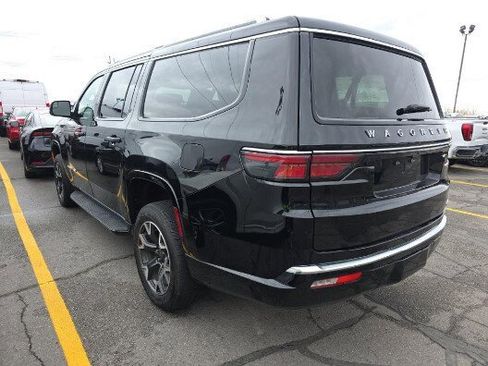 Used 2024 Jeep Wagoneer L Series III w/ Flexible Seating Group image 2