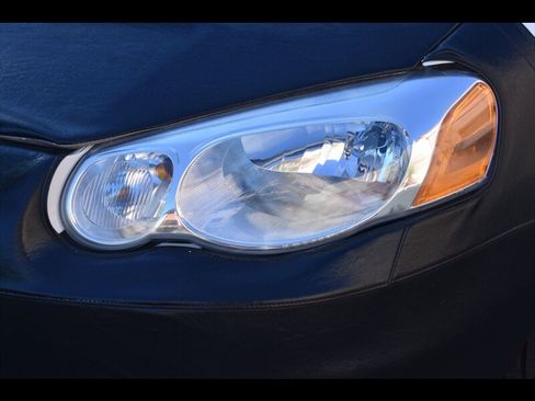 Used 2006 Chrysler Sebring Touring FWD image 44
