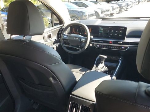 New 2026 Kia Sorento S image 13