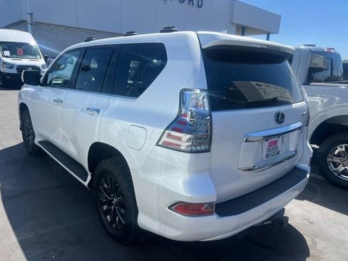 Used 2023 Lexus GX 460 Premium w/ Premium Package AWD/4WD image 10