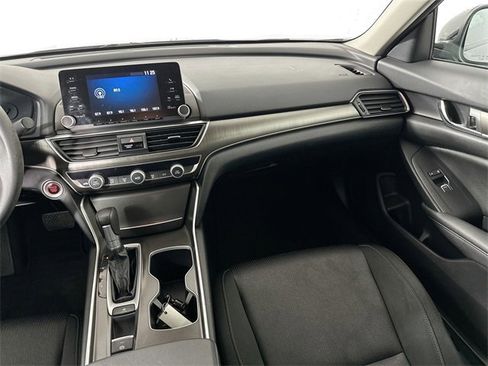 Used 2019 Honda Accord LX image 24
