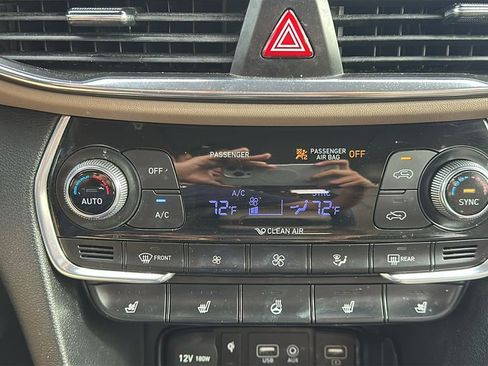 Used 2020 Hyundai Santa Fe Limited image 26