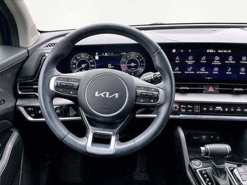 Used 2023 Kia Sportage SX image 10