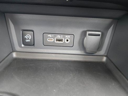 Used 2024 Nissan Sentra SR w/ SR Premium Package image 33