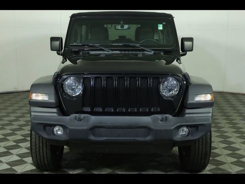 Used 2022 Jeep Wrangler Unlimited Sport w/ Sun And Sound Package AWD/4WD image 16