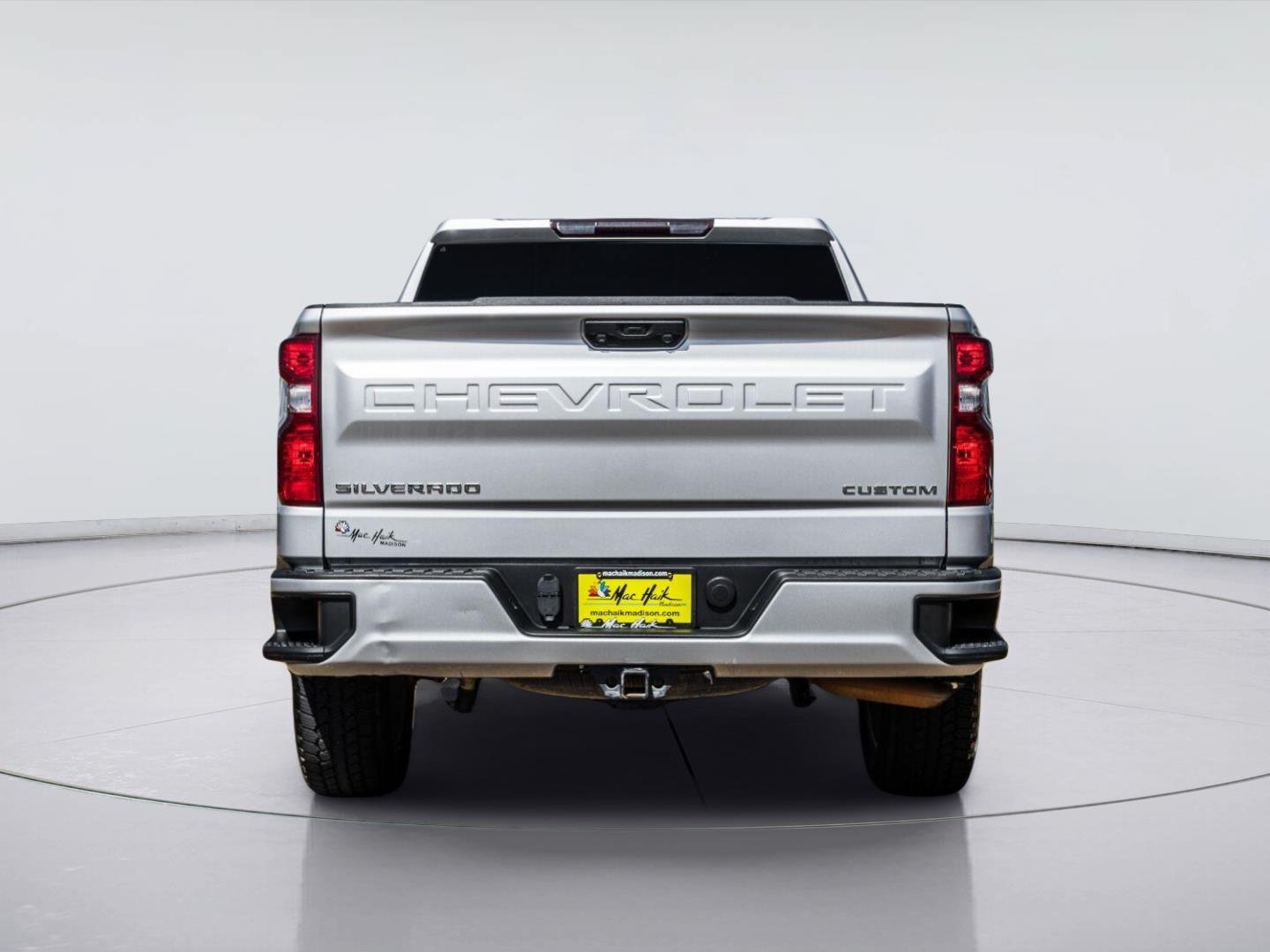 Used 2022 Chevrolet Silverado 1500 Custom AWD/4WD image 9