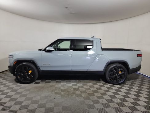 Used 2022 Rivian R1T Adventure AWD/4WD image 2