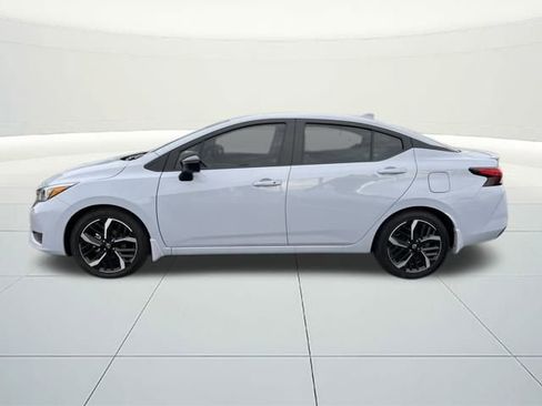 New 2025 Nissan Versa SR w/ Trunk Package image 2