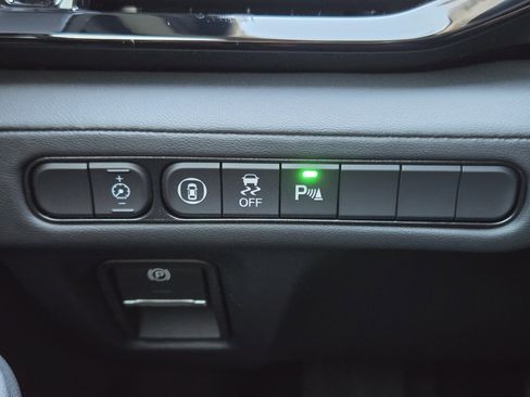 Used 2025 Acura MDX w/ Technology Package image 23