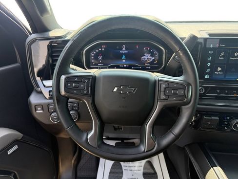 Used 2025 Chevrolet Silverado 2500 ZR2 w/ Technology Package AWD/4WD image 13