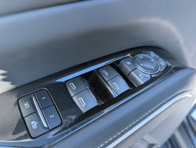 Used 2023 Cadillac Escalade Premium Luxury w/ LPO, Floor Liner Package AWD/4WD image 13