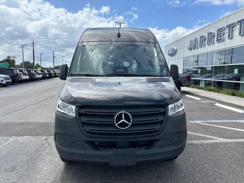 Used 2025 Mercedes-Benz Sprinter 2500 image 25