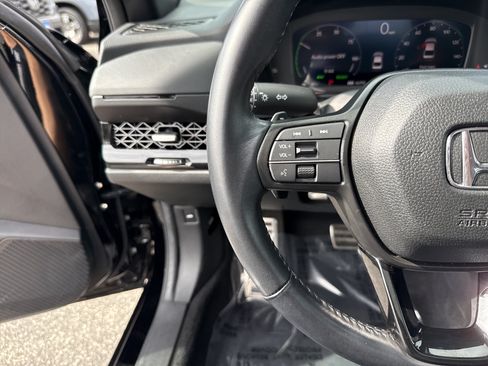 Certified 2025 Honda Accord Sport image 19