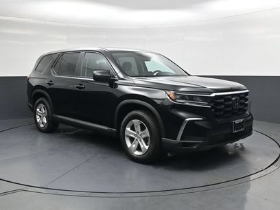 Used 2023 Honda Pilot LX