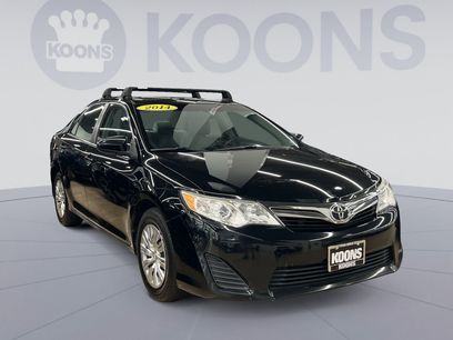Used 2014 Toyota Camry LE w/ Moonroof Package