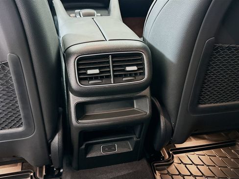 Certified 2025 Mercedes-Benz GLE 350 4MATIC image 28