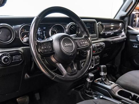 Used 2021 Jeep Wrangler Unlimited Sport AWD/4WD image 13