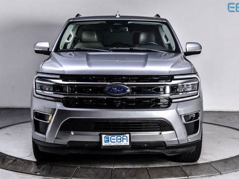 Used 2024 Ford Expedition Limited image 8