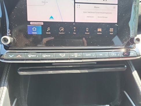 Certified 2022 Jeep Wagoneer Series I AWD/4WD image 37