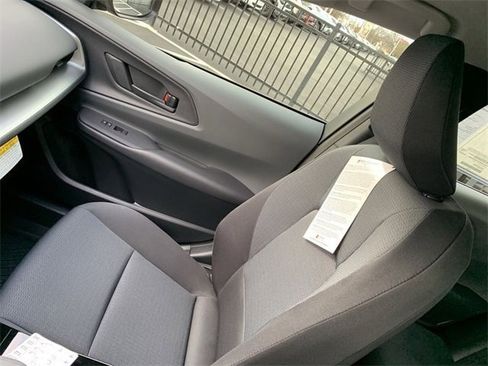 New 2026 Toyota Prius LE image 29
