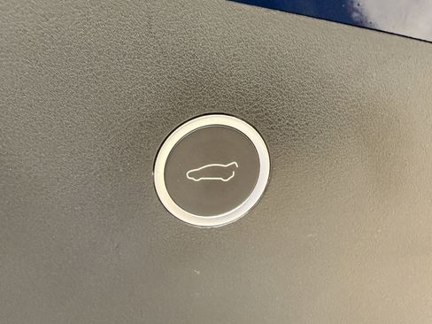 Used 2019 Tesla Model X Performance AWD/4WD image 33