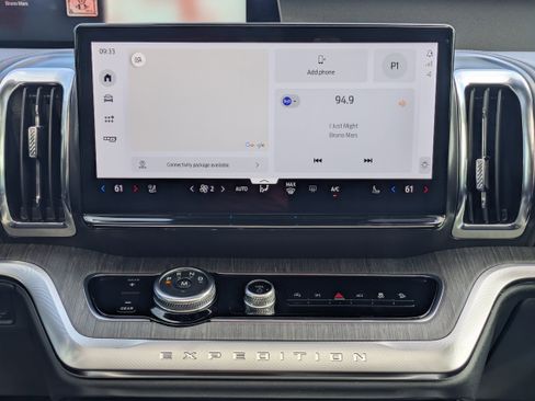 New 2025 Ford Expedition Max Platinum w/ Platinum Ultimate Package image 24