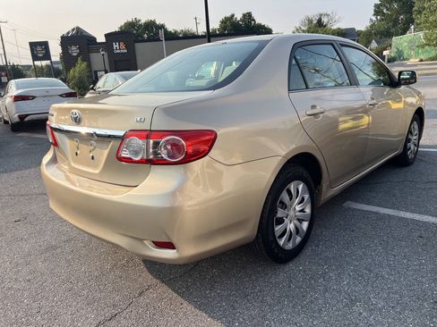 Used 2013 Toyota Corolla LE FWD image 4