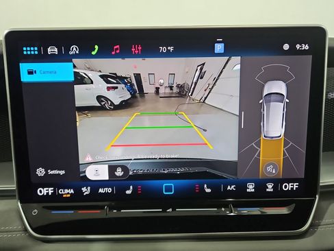 New 2026 Volkswagen Tiguan SE R-Line image 19