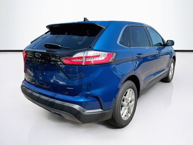 Used 2024 Ford Edge SEL AWD/4WD image 9