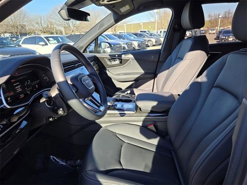 Used 2025 Audi Q7 3.0T Premium Plus w/ Premium Plus Package image 26