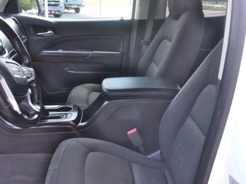 Used 2020 GMC Canyon SLE w/ Trailering Package RWD image 20