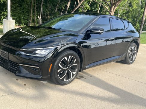 Used 2023 Kia EV6 GT-Line w/ GT-Line White Seat Package RWD image 4
