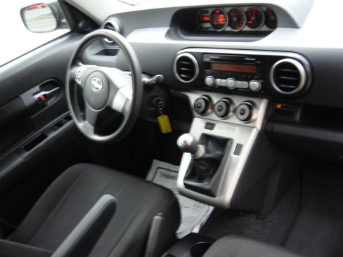 Used 2008 Scion xB image 15